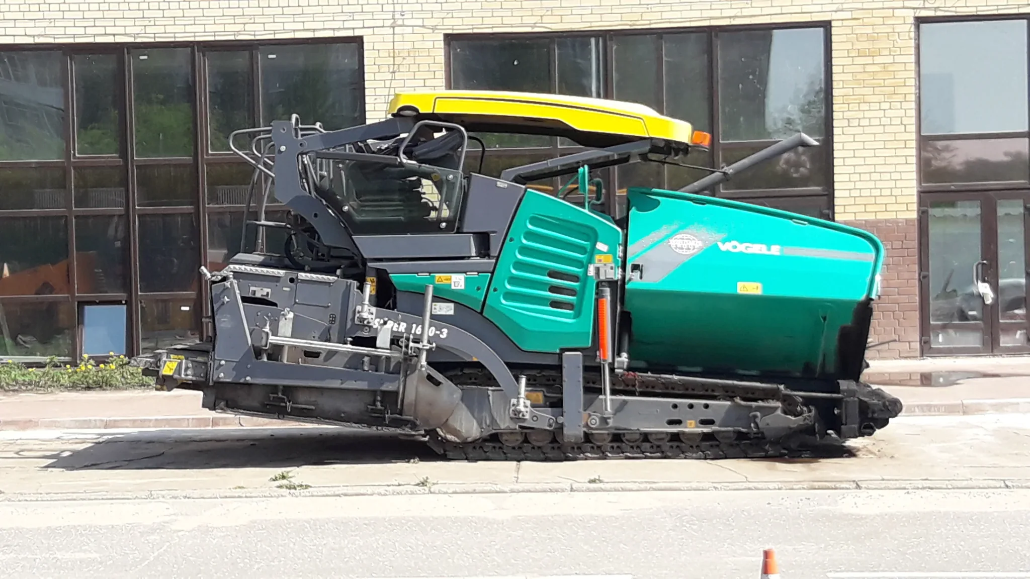 Pavimentadora Vögele Super 1600-3, foto de referencia de Georg Pik